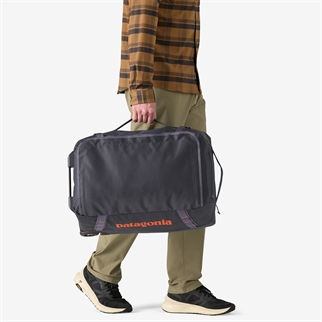 Patagonia Black Hole Wheeled Duffel Bag 40L bærehåndtag